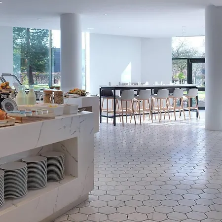 The Jangle - Paris - Charles De Gaulle - Airport Hotel Le Mesnil-Amelot