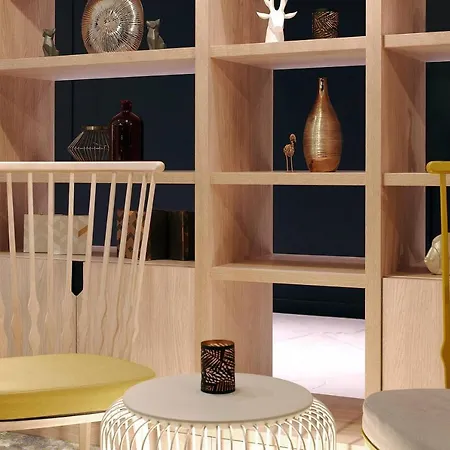 The Jangle - Paris - Charles De Gaulle - Airport Le Mesnil-Amelot