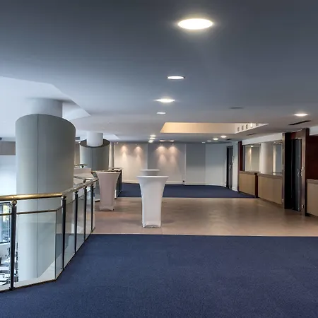 Hotel The Jangle - Paris - Charles De Gaulle - Airport