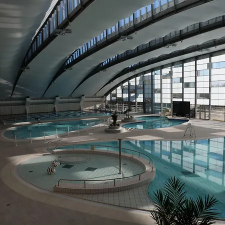 The Jangle - Paris - Charles De Gaulle - Airport 4*