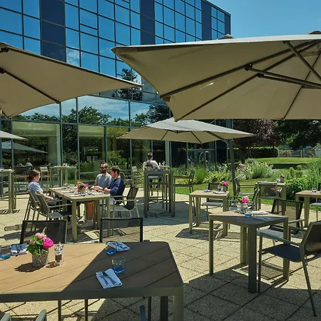 The Jangle - Paris - Charles De Gaulle - Airport Le Mesnil-Amelot