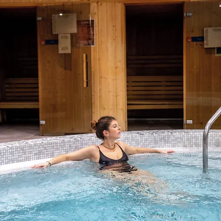 The Jangle - Paris - Charles De Gaulle - Airport Hotel Le Mesnil-Amelot