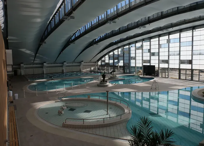 The Jangle - Paris - Charles De Gaulle - Airport 4*