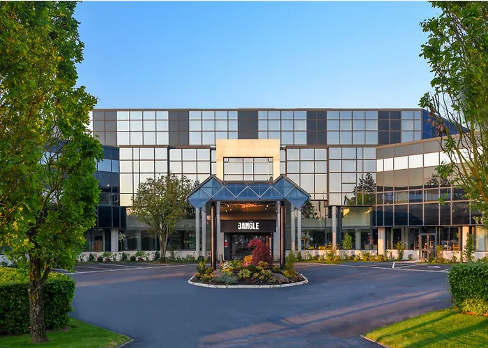 The Jangle - Paris - Charles De Gaulle - Airport Le Mesnil-Amelot
